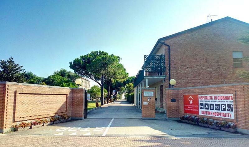 Centro Vacanze Cavallino ภายนอก รูปภาพ